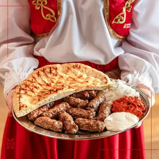 الكباب البوسني الأصيل (Ćevapi) في باشجارشيا